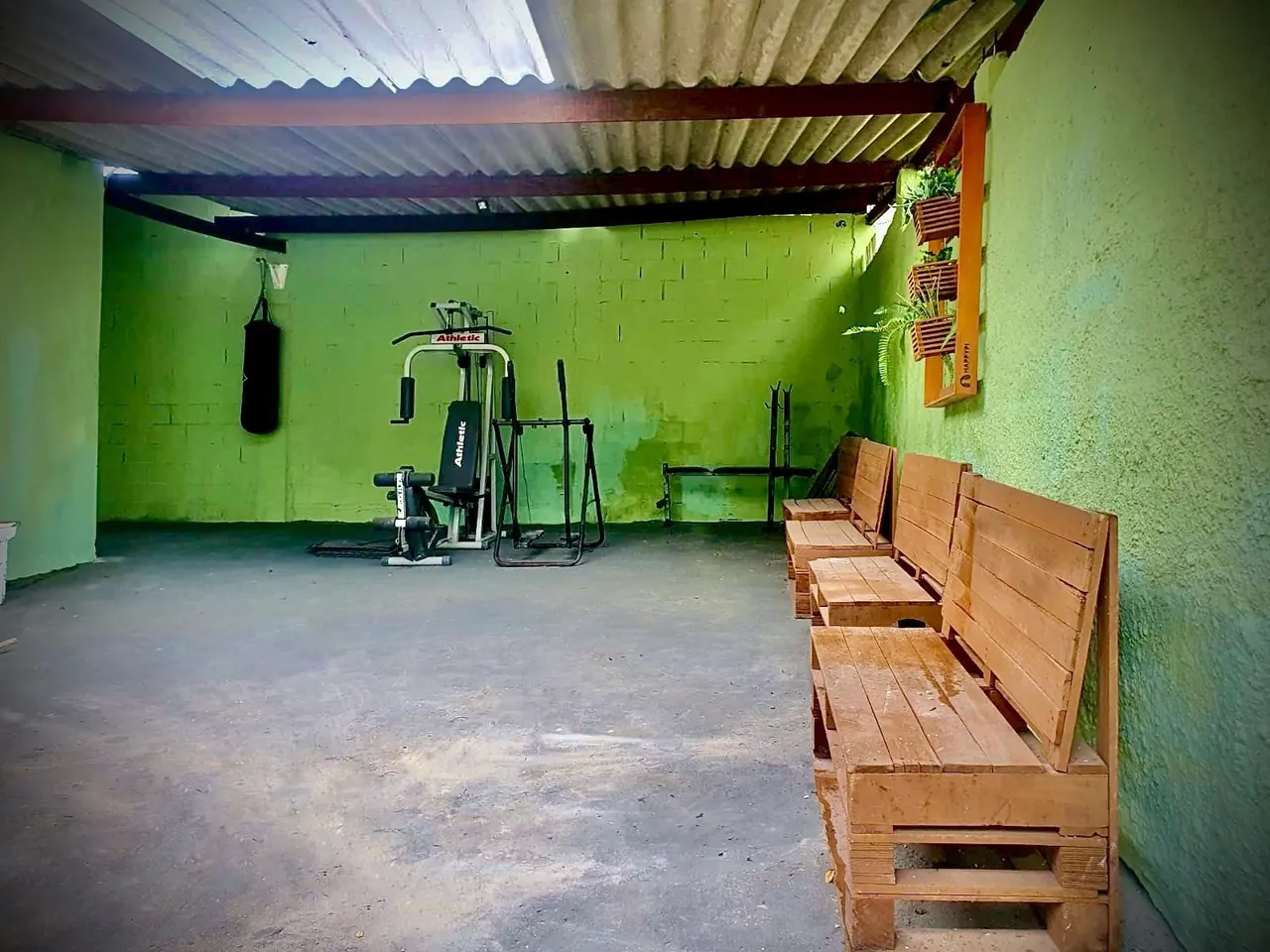 Academia da Unidade Feminina Ribeirão Pires 01, unidade feminina da rede credenciada das Clínicas Recomeço para tratamento de dependência química e alcoolismo em Ribeirão Pires - SP.